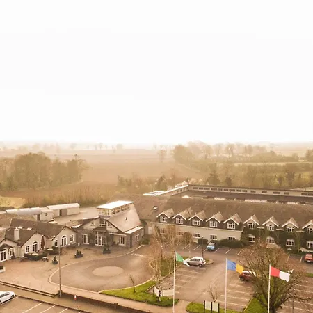 Horse & Jockey Hotel-2